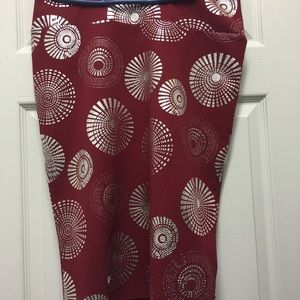 Large elegant Cassie Brick red & silver foil.